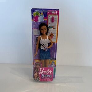 🩷NIB. Barbie Skipper Babysitters Doll - White Top and Blue Skirt